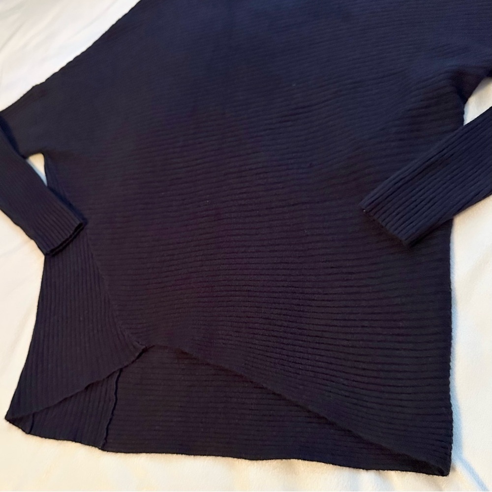 Tatuum Eroli Structured Sweater S Ribbed Asymmetric Hem NWT Navy Blue Dolman - Picture 2 of 11